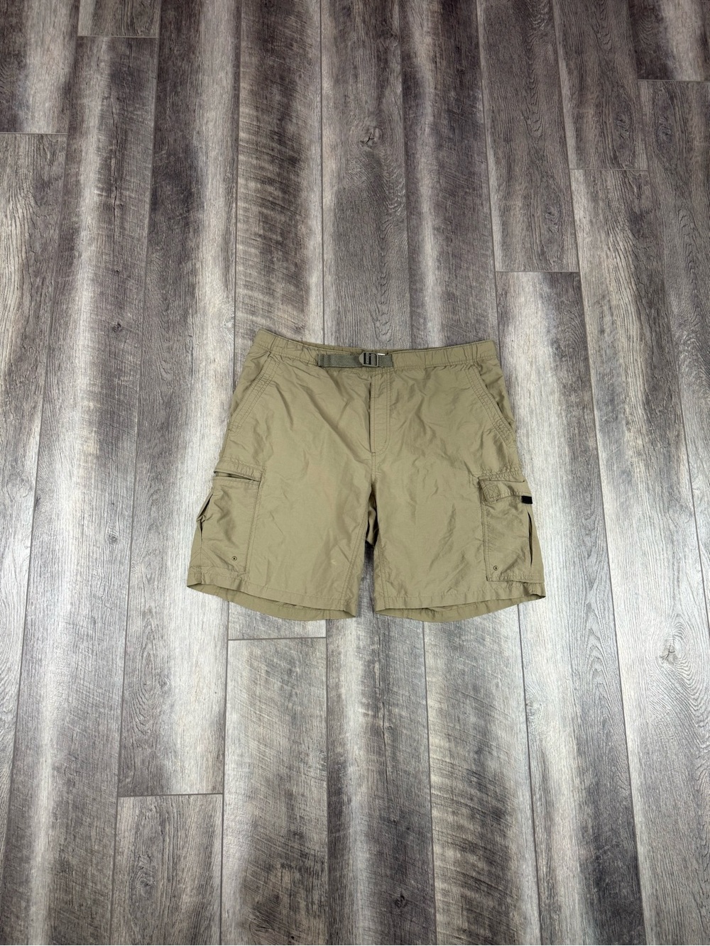 Columbia Mens Tan Hiking Shorts